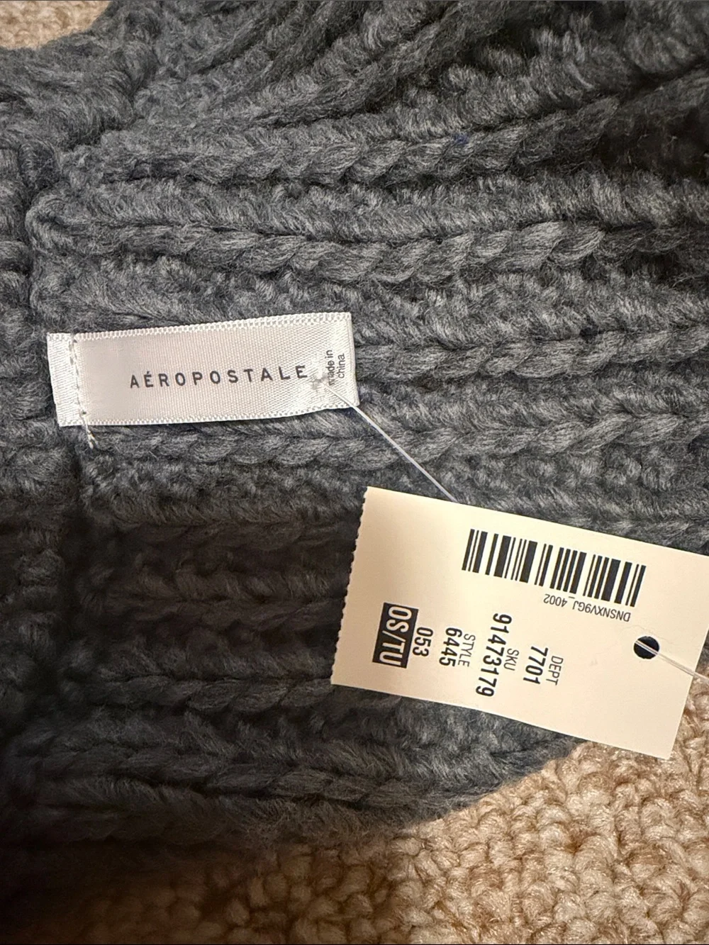 Aeropostale Cable Knit Infinity Scarf in Heather Gray